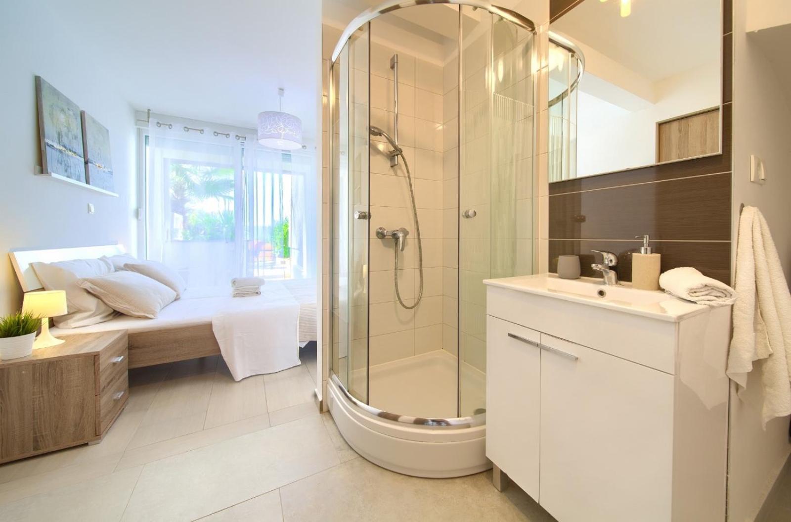 Apartment Sasso Bianco With The Private Pool Njivice Esterno foto