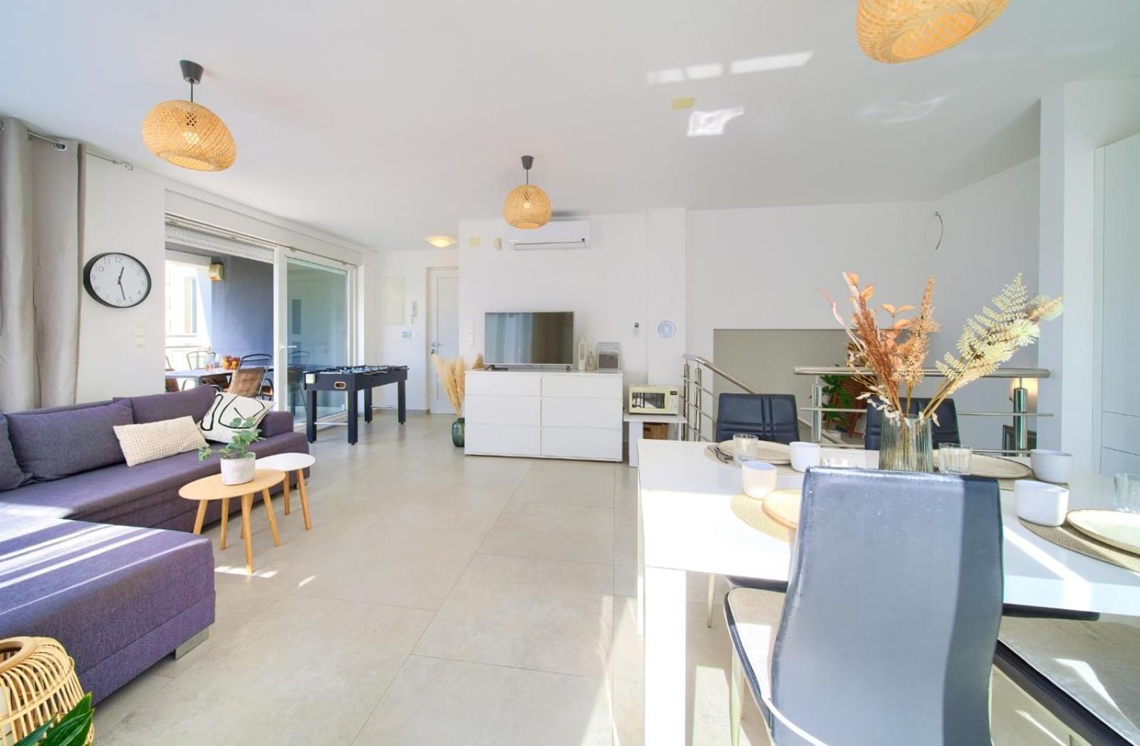 Apartment Sasso Bianco With The Private Pool Njivice Esterno foto
